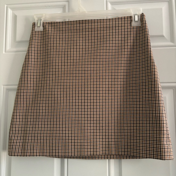 Banana Republic Lightweight Plaid Skirt, Size 0 - Picture 2 of 11